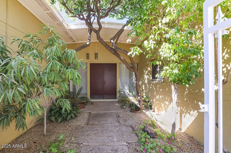 2644 Mountain View Rd, Phoenix, AZ 85028