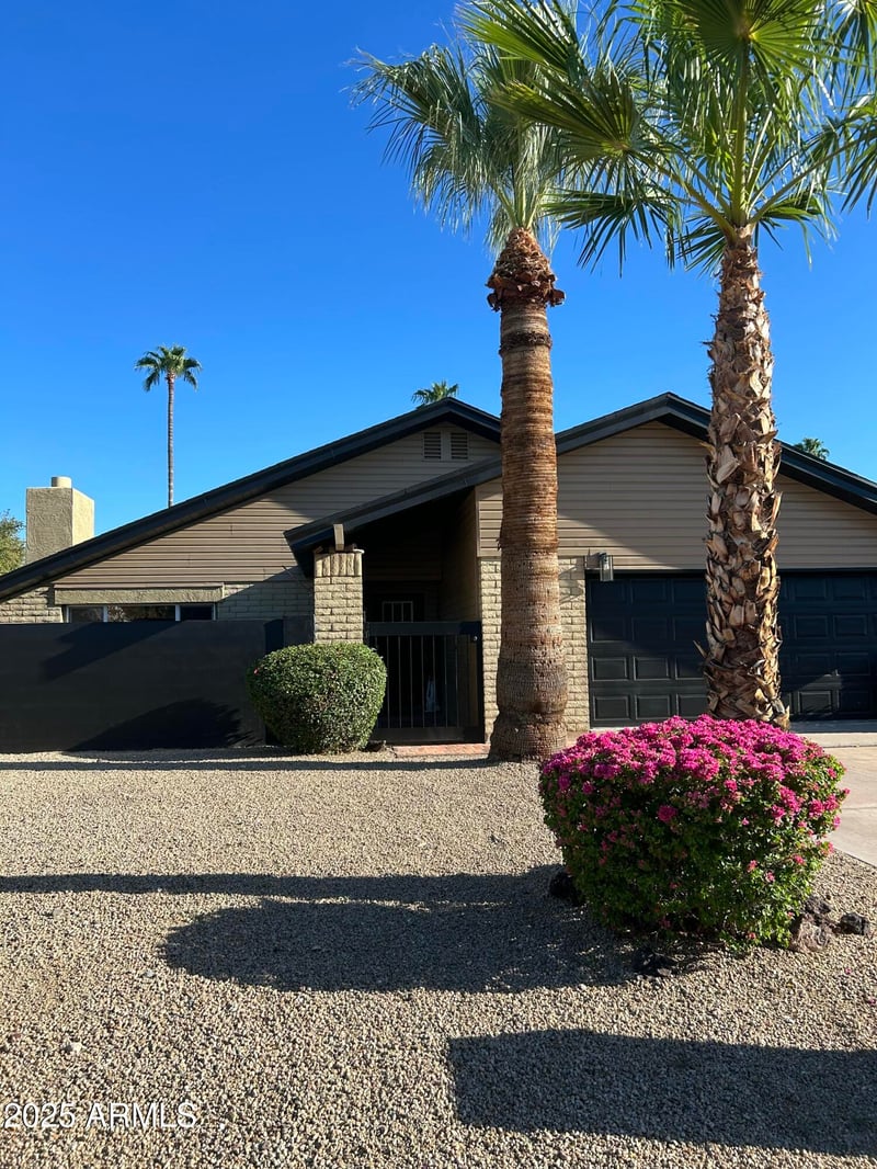 2644 Sylvia St, Phoenix, AZ 85032