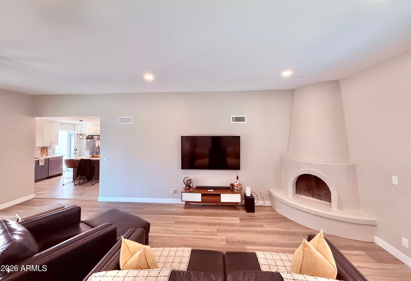2645 E Vista Dr, Phoenix, AZ 85032