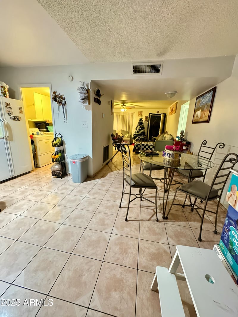 2645 Wolf St, Phoenix, AZ 85017
