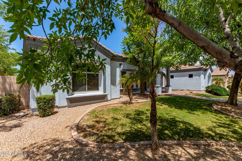 2646 Bartlett Pl, Chandler, AZ 85249