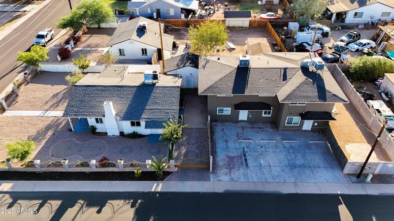 2646 Willetta St, Phoenix, AZ 85008
