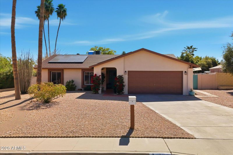 2647 E Cholla St, Phoenix, AZ 85028