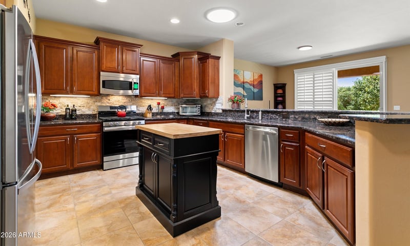 26470 Potter Dr, Buckeye, AZ 85396