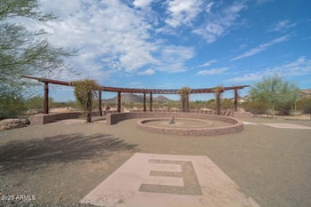 26480 68th Dr, Peoria, AZ 85383