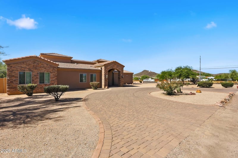 2649 W Irvine Rd, Phoenix, AZ 85086