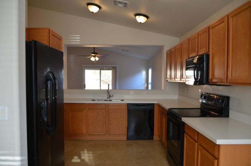 2650 E Bagdad Rd, San Tan Valley, AZ 85143