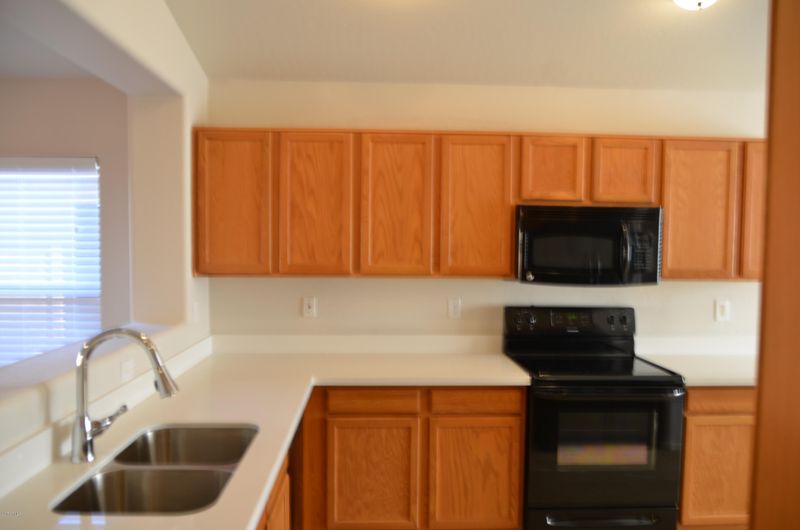 2650 E Bagdad Rd, San Tan Valley, AZ 85143