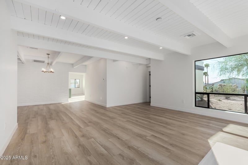 2650 Hawes Rd, Mesa, AZ 85207