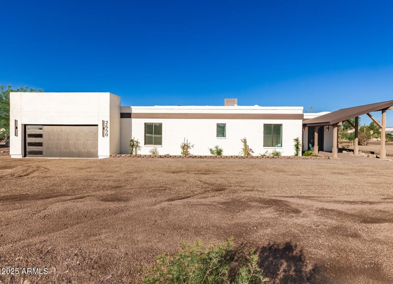 2650 Hawes Rd, Mesa, AZ 85207