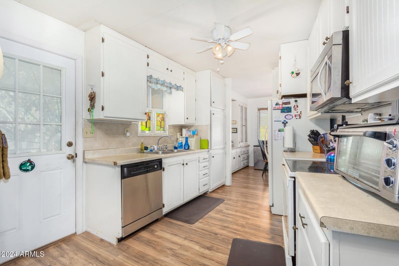 2650 Union Hills Dr #155, Phoenix, AZ 85027