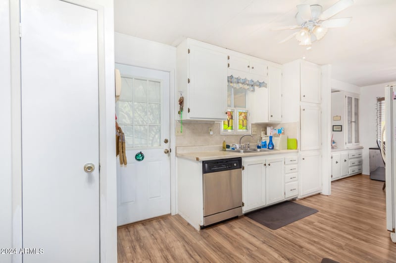 2650 Union Hills Dr #155, Phoenix, AZ 85027
