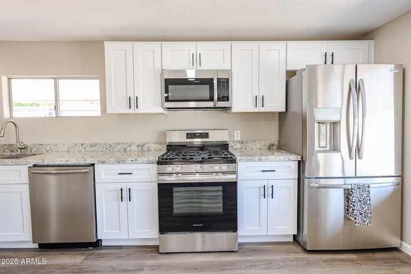 2650 Union Hills Dr #169, Phoenix, AZ 85027
