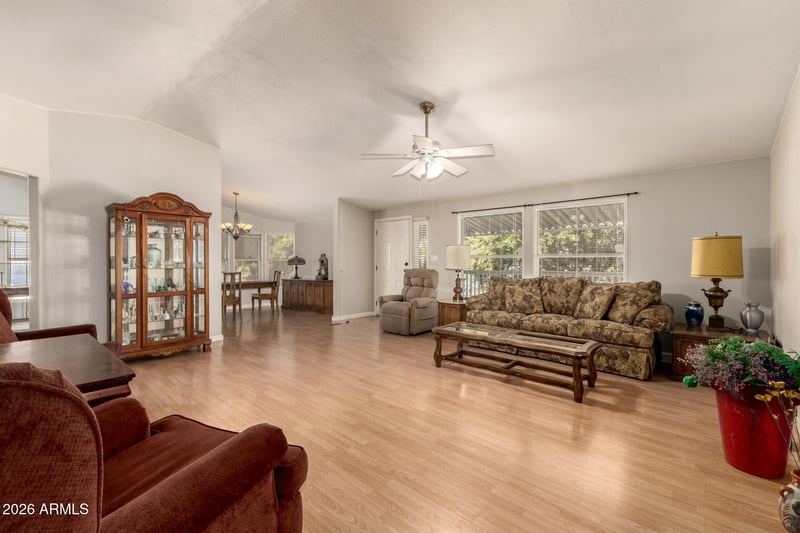 2650 W Union Hills Dr #135, Phoenix, AZ 85027