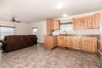 2650 Union Hills Dr #231, Phoenix, AZ 85027