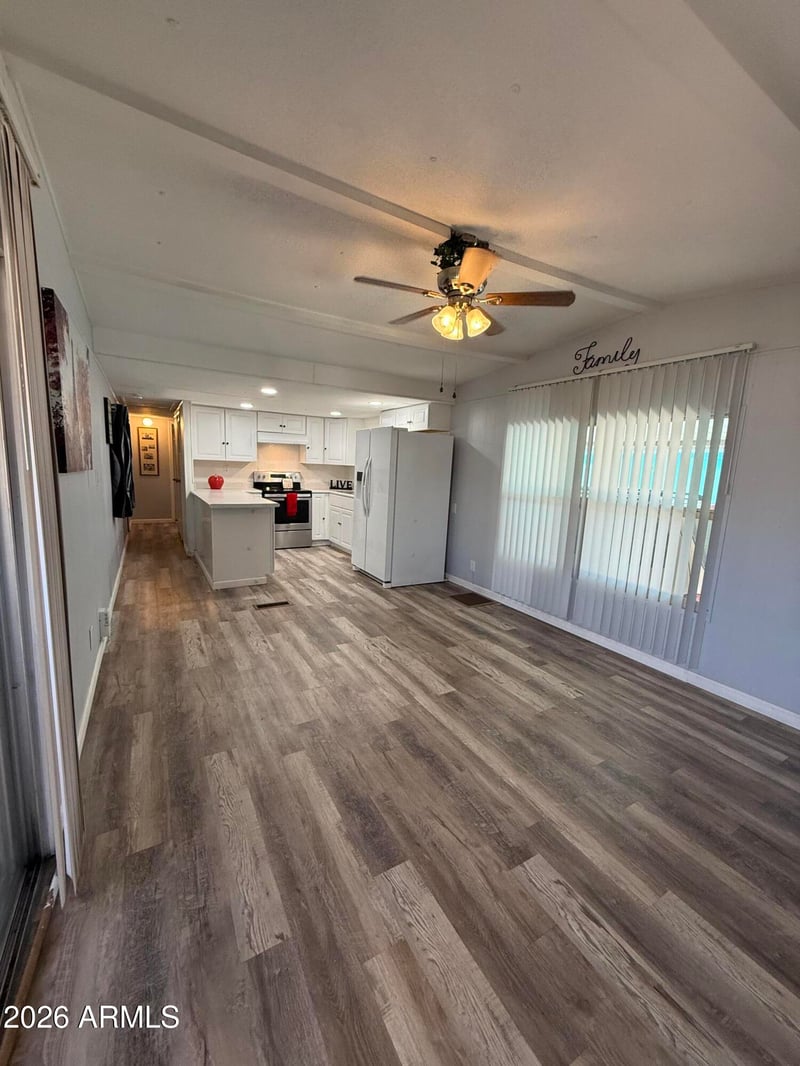 2650 W Union Hills Dr #323, Phoenix, AZ 85027