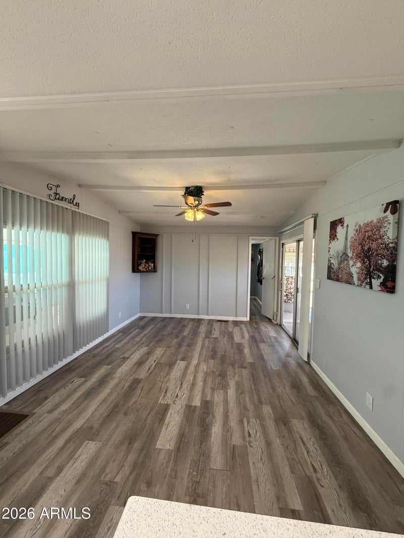 2650 W Union Hills Dr #323, Phoenix, AZ 85027