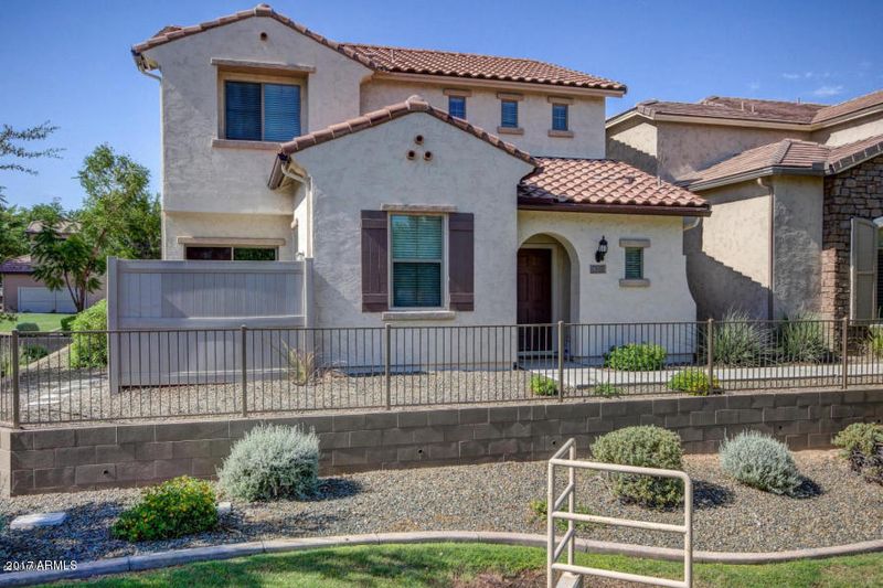 26519 N 53rd Glen, Phoenix, AZ 85083