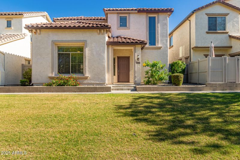 26521 N Babbling Brook Dr, Phoenix, AZ 85083