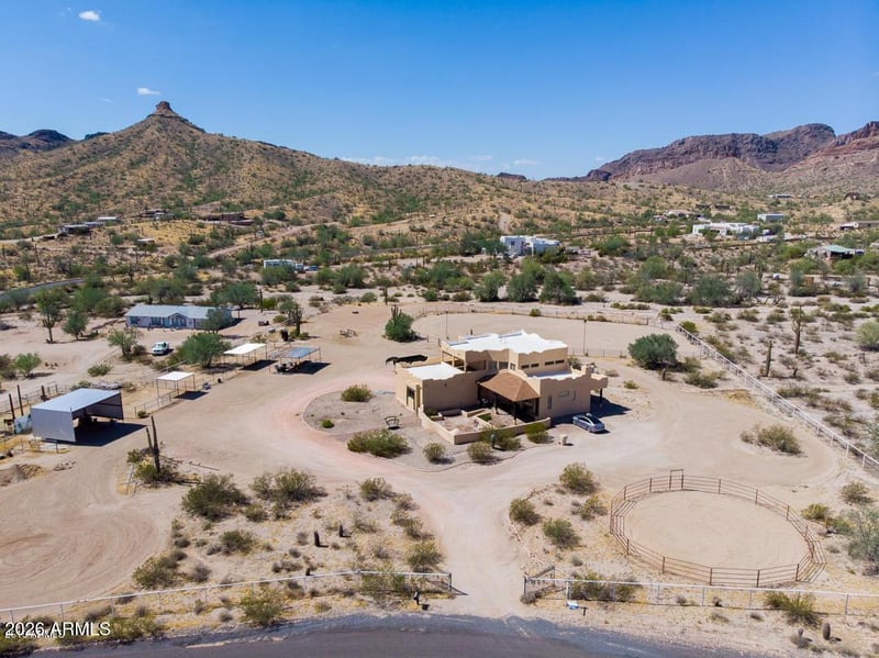 26532 N Gossner Rd, San Tan Valley, AZ 85144