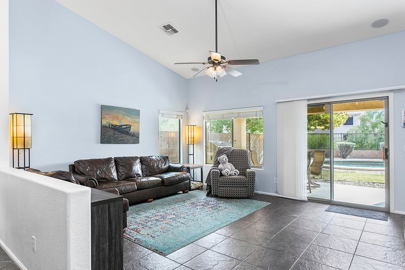 2654 E Bear Creek Ln, Phoenix, AZ 85024