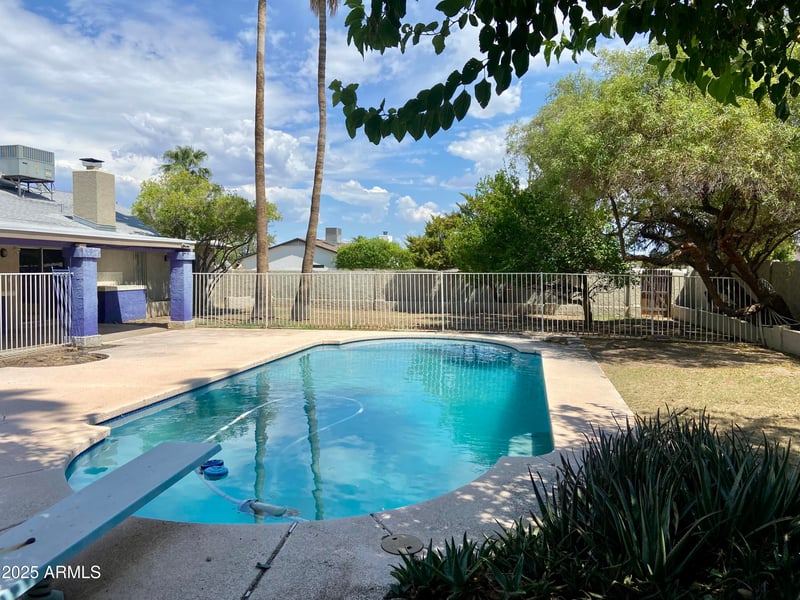 2655 Cholla St, Phoenix, AZ 85028