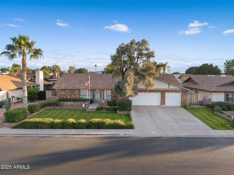 2655 Encanto St, Mesa, AZ 85213