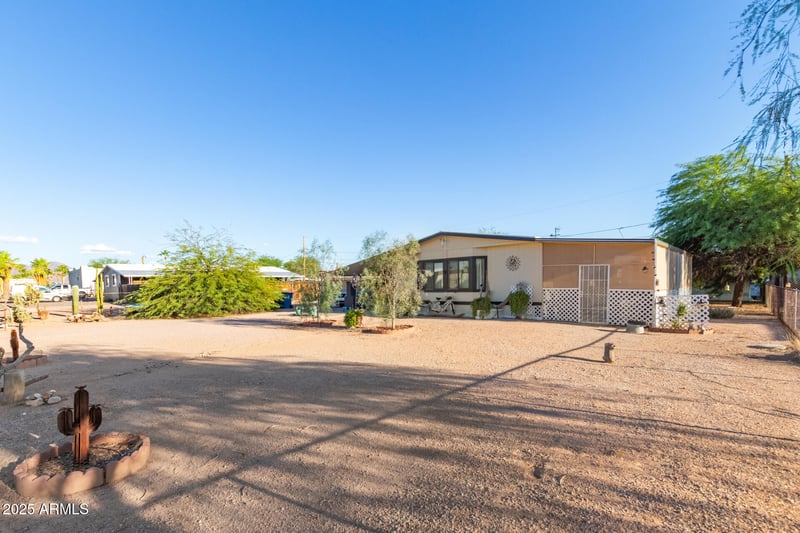 2655 W Mockingbird St, Apache Junction, AZ 85120
