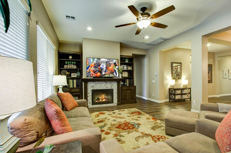 2658 E Palm St, Mesa, AZ 85213