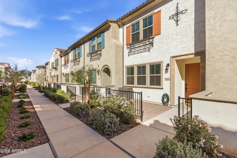 2658 S Sulley Dr #107, Gilbert, AZ 85295