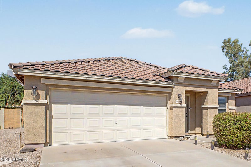 2658 W Silver Creek Ln, San Tan Valley, AZ 85144