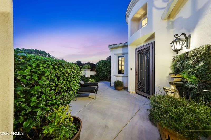266 E Laddoos Ave, Queen Creek, AZ 85140
