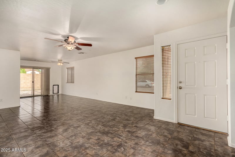 266 Santa Gertrudis Trl, San Tan Valley, AZ 85143