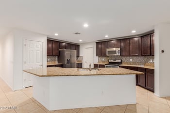 2660 172nd Dr, Goodyear, AZ 85338