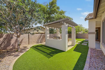 2660 Blue Spruce Ln, Gilbert, AZ 85298