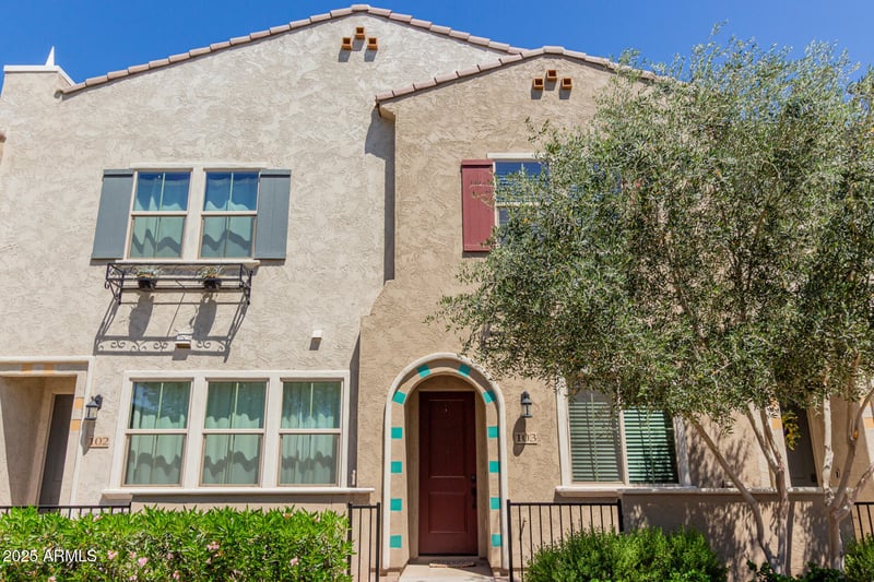 2660 Equestrian Dr #103, Gilbert, AZ 85295