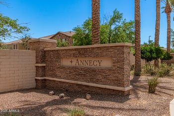 2660 Equestrian Dr #103, Gilbert, AZ 85295