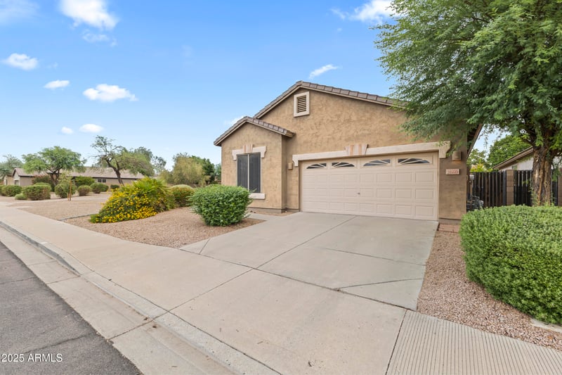 2660 Hulet Dr, Chandler, AZ 85225