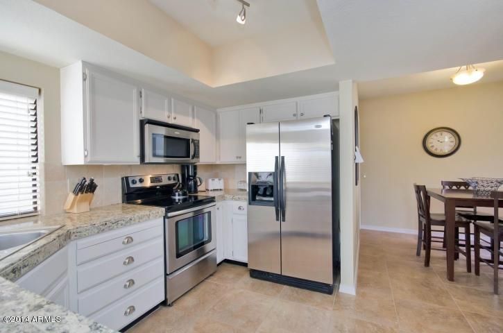 26601 S Moonshadow Dr, Sun Lakes, AZ 85248