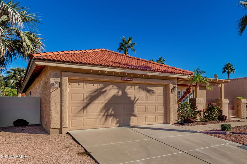 26609 Cloverland Dr, Sun Lakes, AZ 85248