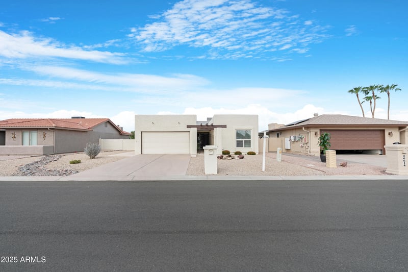 26618 Pinewood Dr, Sun Lakes, AZ 85248