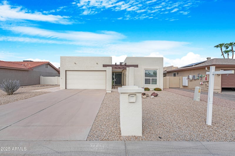 26618 Pinewood Dr, Sun Lakes, AZ 85248