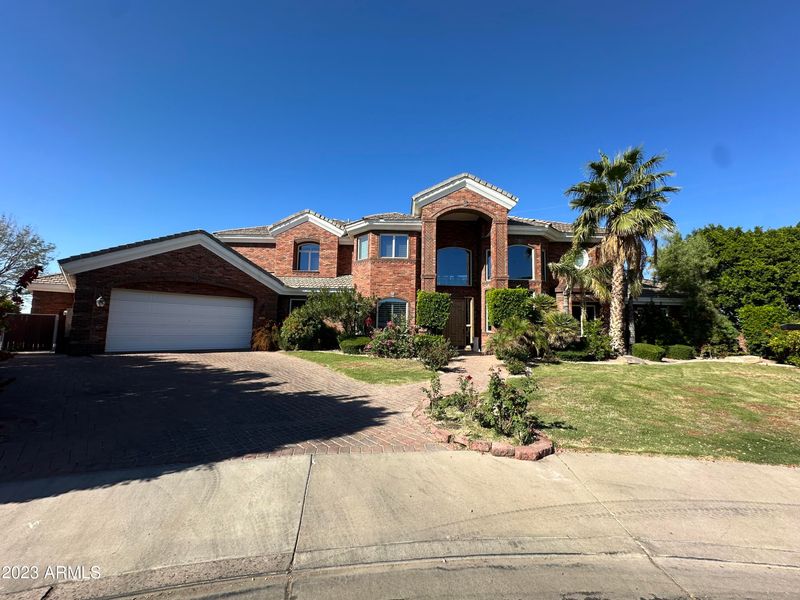 2662 N Chestnut Cir, Mesa, AZ 85213
