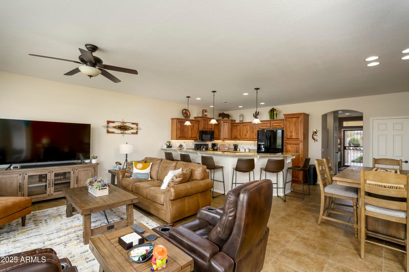 2662 Springwood Blvd #341, Mesa, AZ 85209