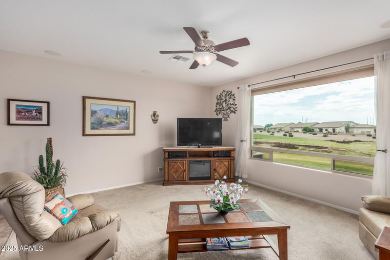 2662 Springwood Blvd #462, Mesa, AZ 85209