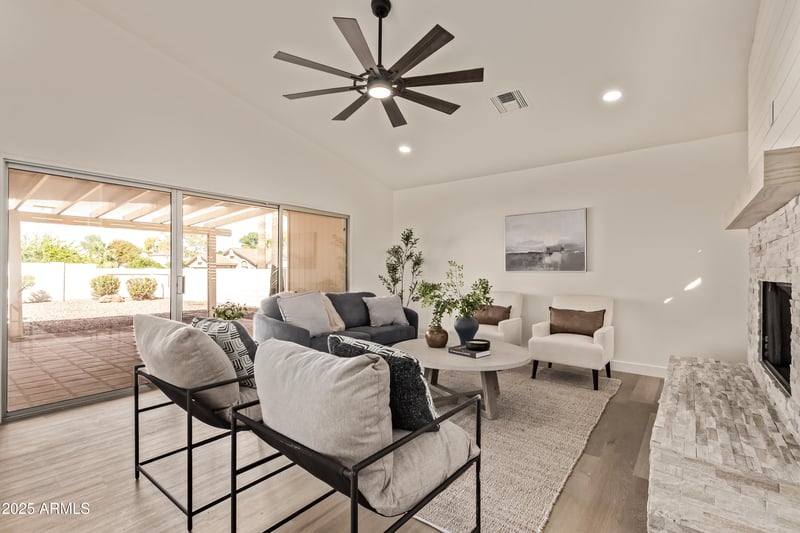 26624 Nottingham Ct, Sun Lakes, AZ 85248