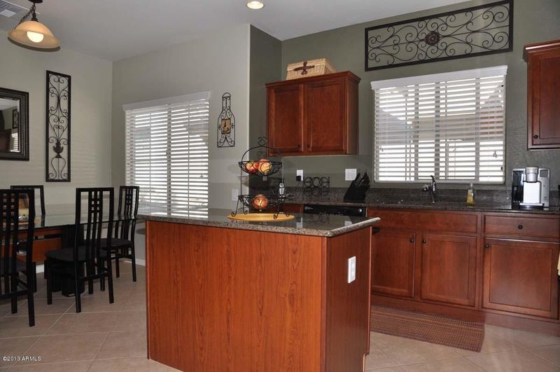 26632 N Babbling Brook Dr, Phoenix, AZ 85083