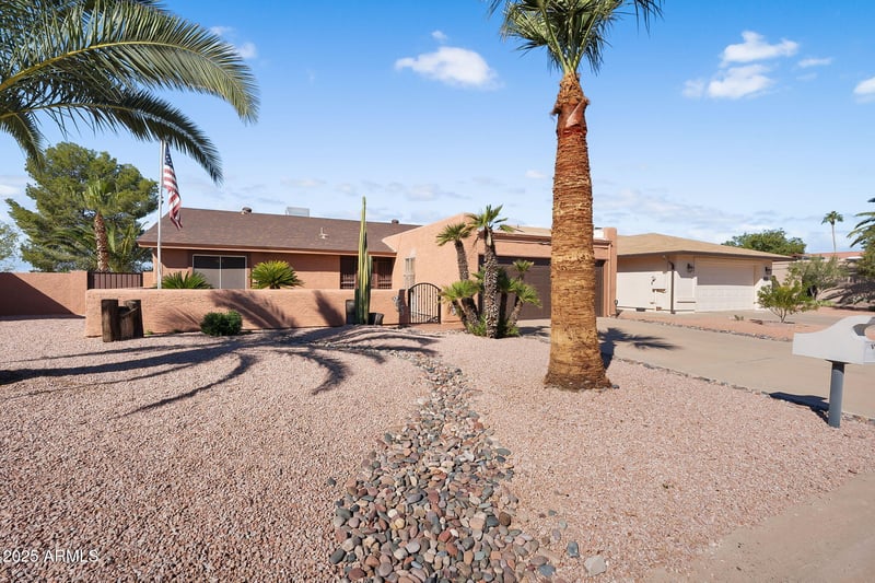 26632 Snead Dr, Sun Lakes, AZ 85248