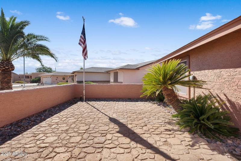 26632 Snead Dr, Sun Lakes, AZ 85248