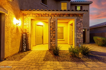 2664 E Hazeltine Way, Gilbert, AZ 85298